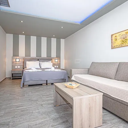 Casa Consta Пефкохори